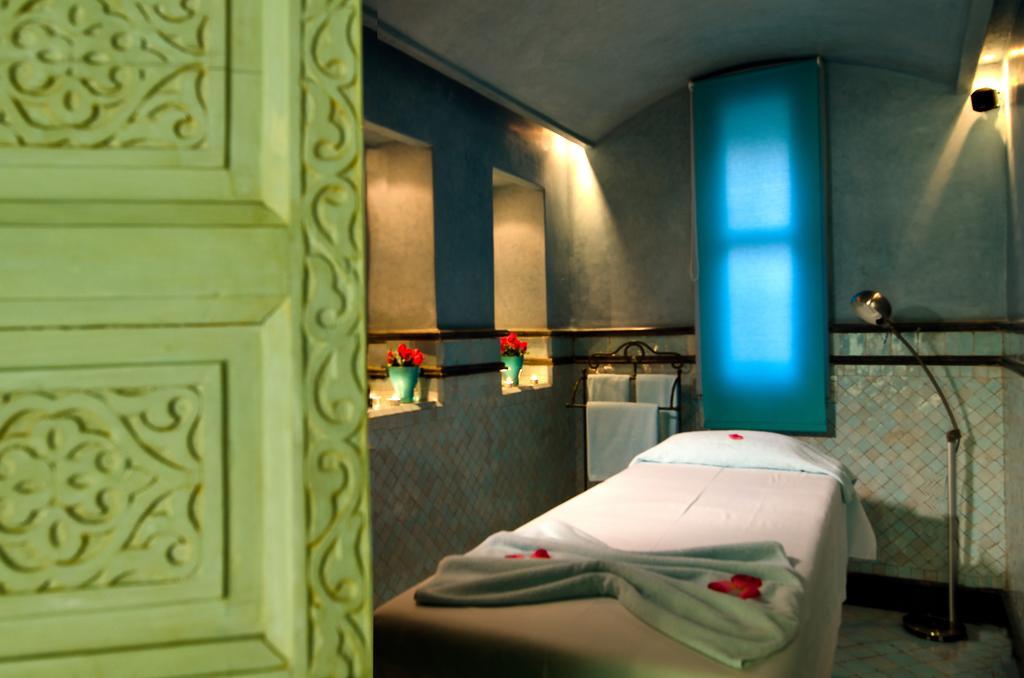 Tigmiza Boutique Hotel & Spa Ouled Jelal Exteriér fotografie A treatment room at the Bvlgari Spa