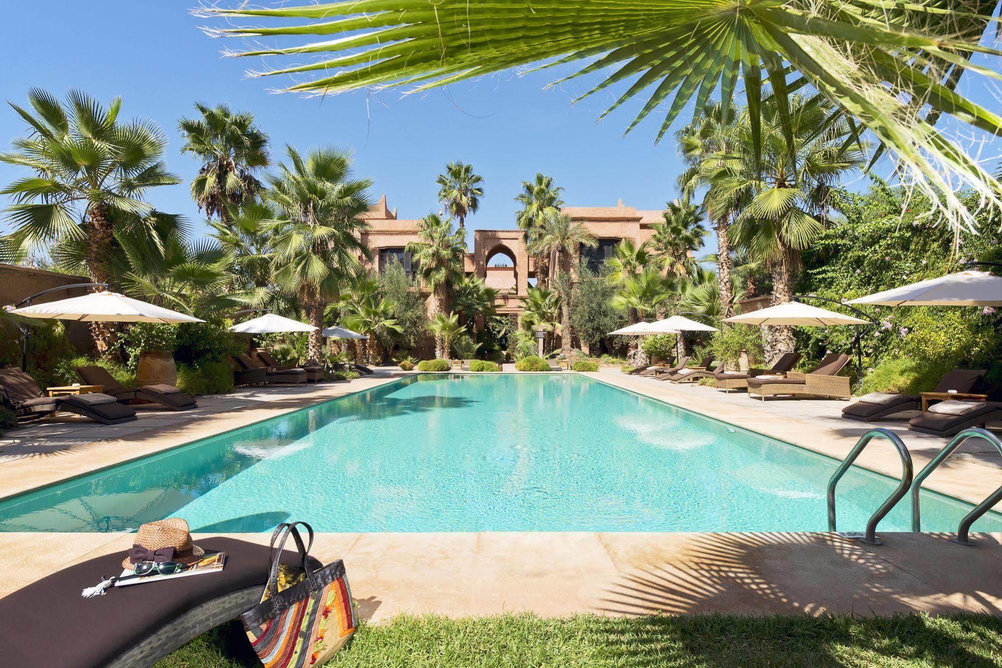 Tigmiza Boutique Hotel & Spa Ouled Jelal Exteriér fotografie The swimming pool at the hotel